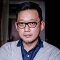 詹妮弗康纳利裸乳照片